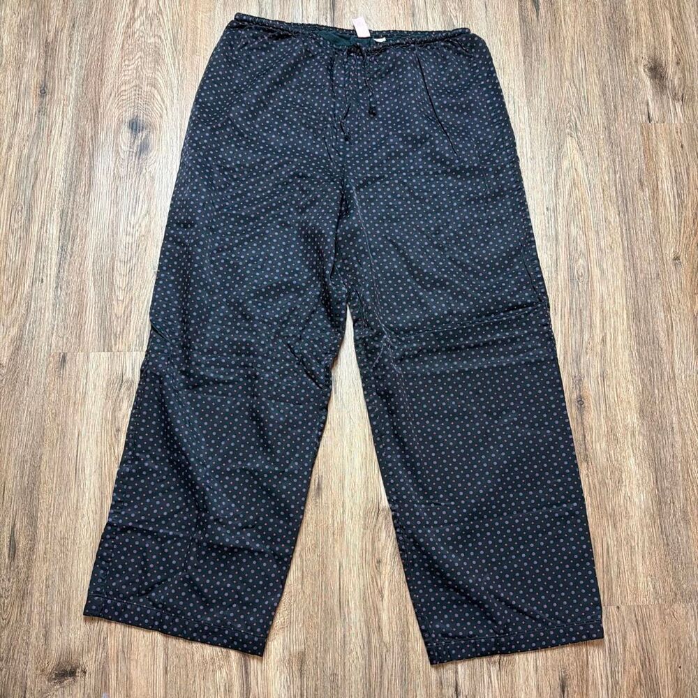 Victoria-s-secret Women's Black and Navy Pajamas
